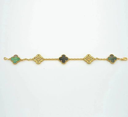 [Mystic] CLOVER 5 MOTIF GRAY MOP BRACELET COLLECTION