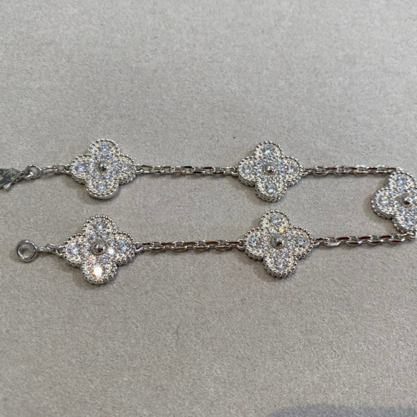 [Mystic] CLOVER 5 MOTIF FULL DIAMOND BRACELET COLLECTION