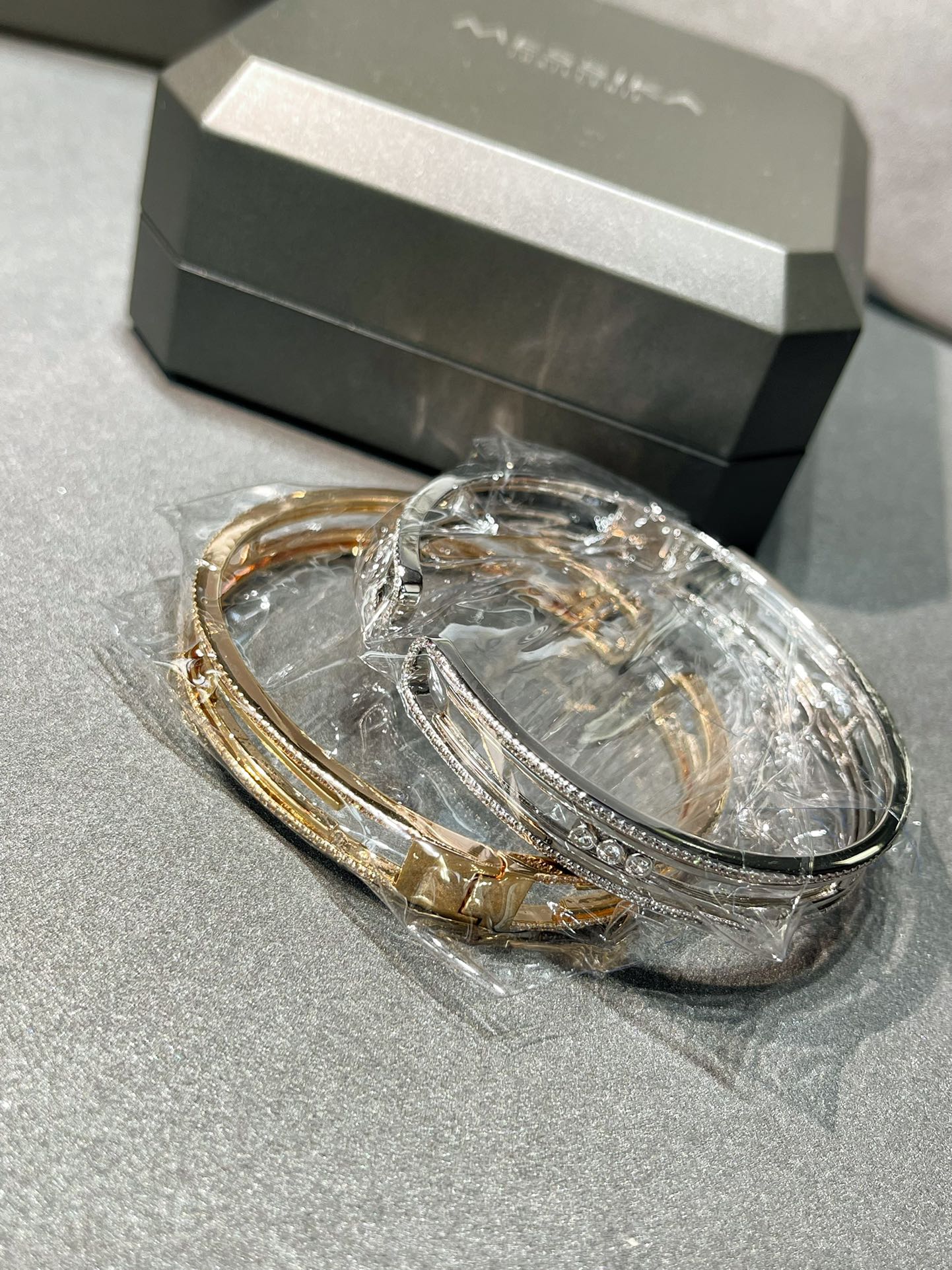 [Mystic ]MOVE 10TH PAVED DIAMOND BRACELET