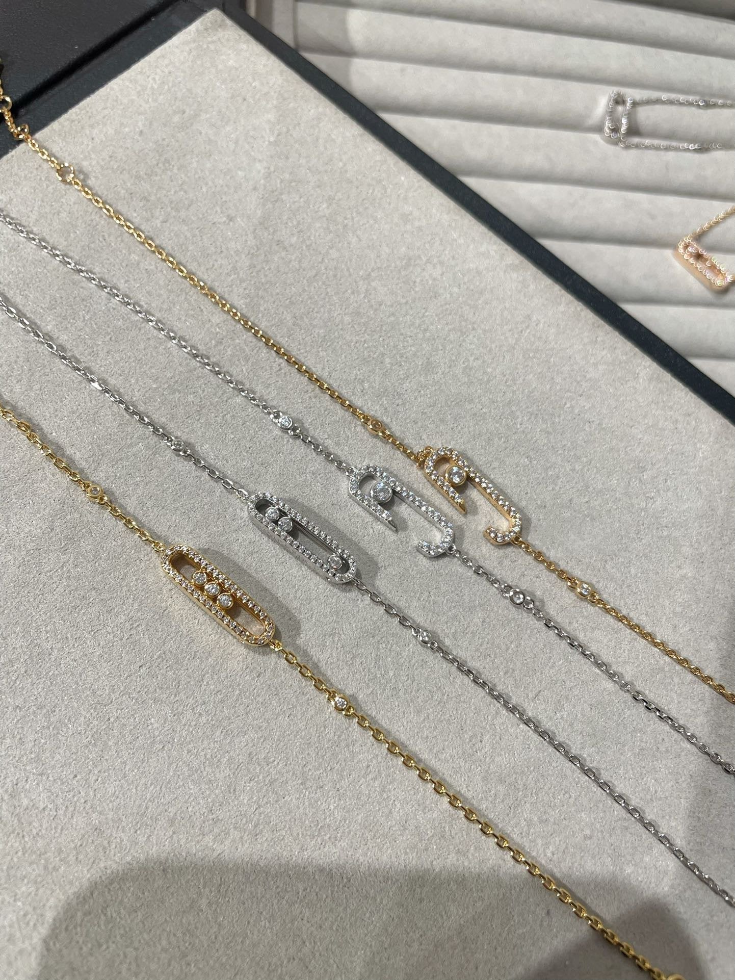 [Mystic ]BABY MOVE DIAMOND BRACELET