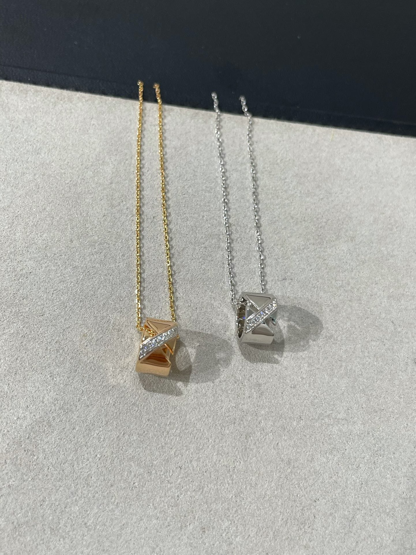 [Mystic]LIENS EVIDENCE DIAMOND NECKLACE