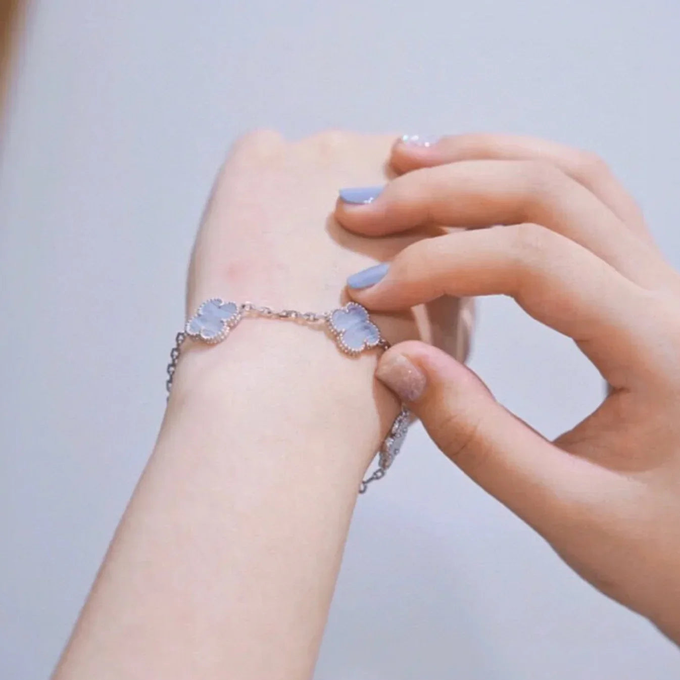 [Mystic] CLOVER 5 MOTIF PURPLE CHALCEDONY BRACELET COLLECTION