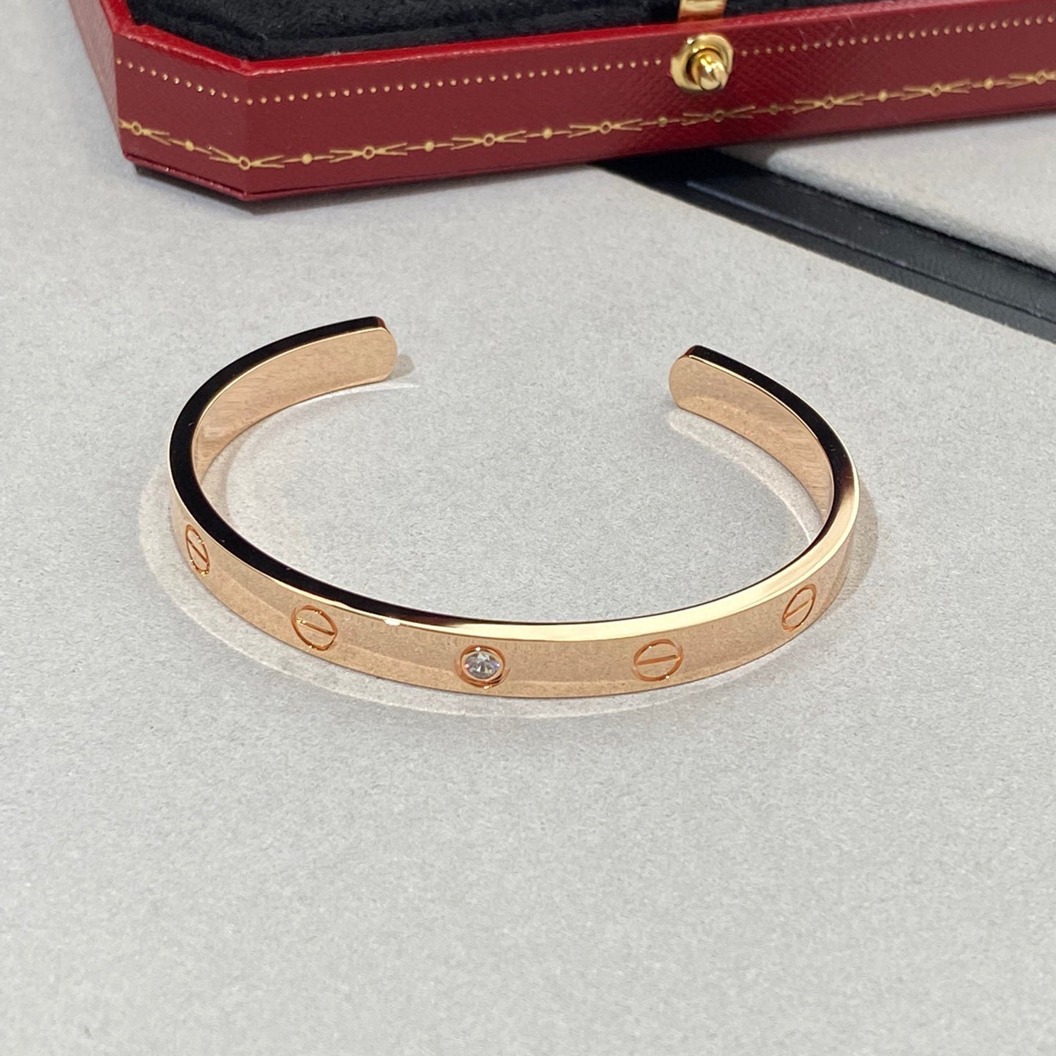 [Demi jewelry]LOVE BRACELET 6.1MM 1 DIAMOND OPEN CUFF