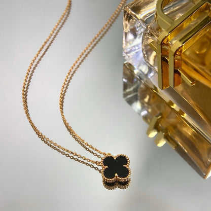 [Mystic]CLOVER 15MM BLACK ONYX SINGLE FLOWER NECKLACE