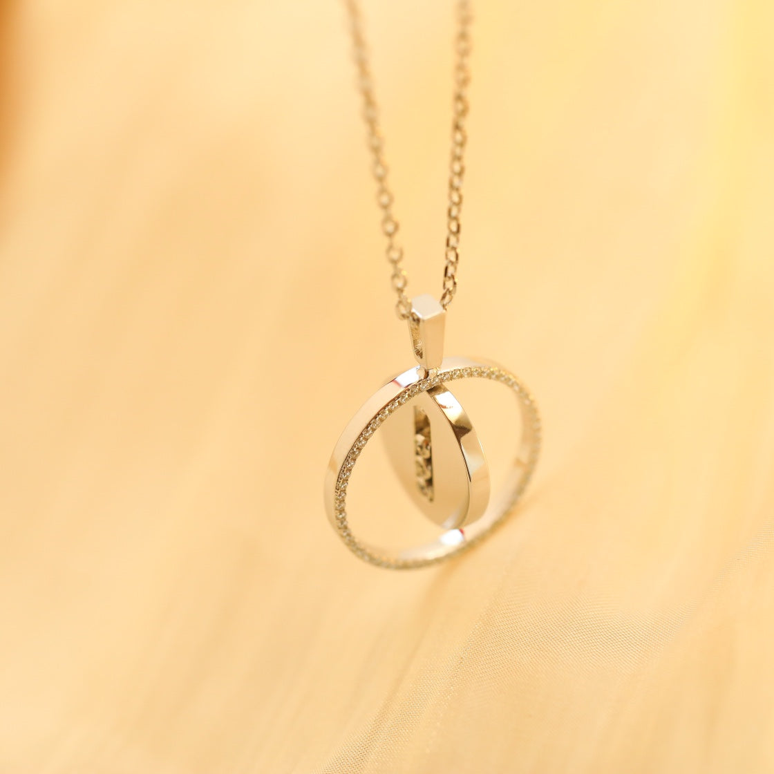 [Mystic ]Mystic MOVE MM SILVER DIAMOND NECKLACE