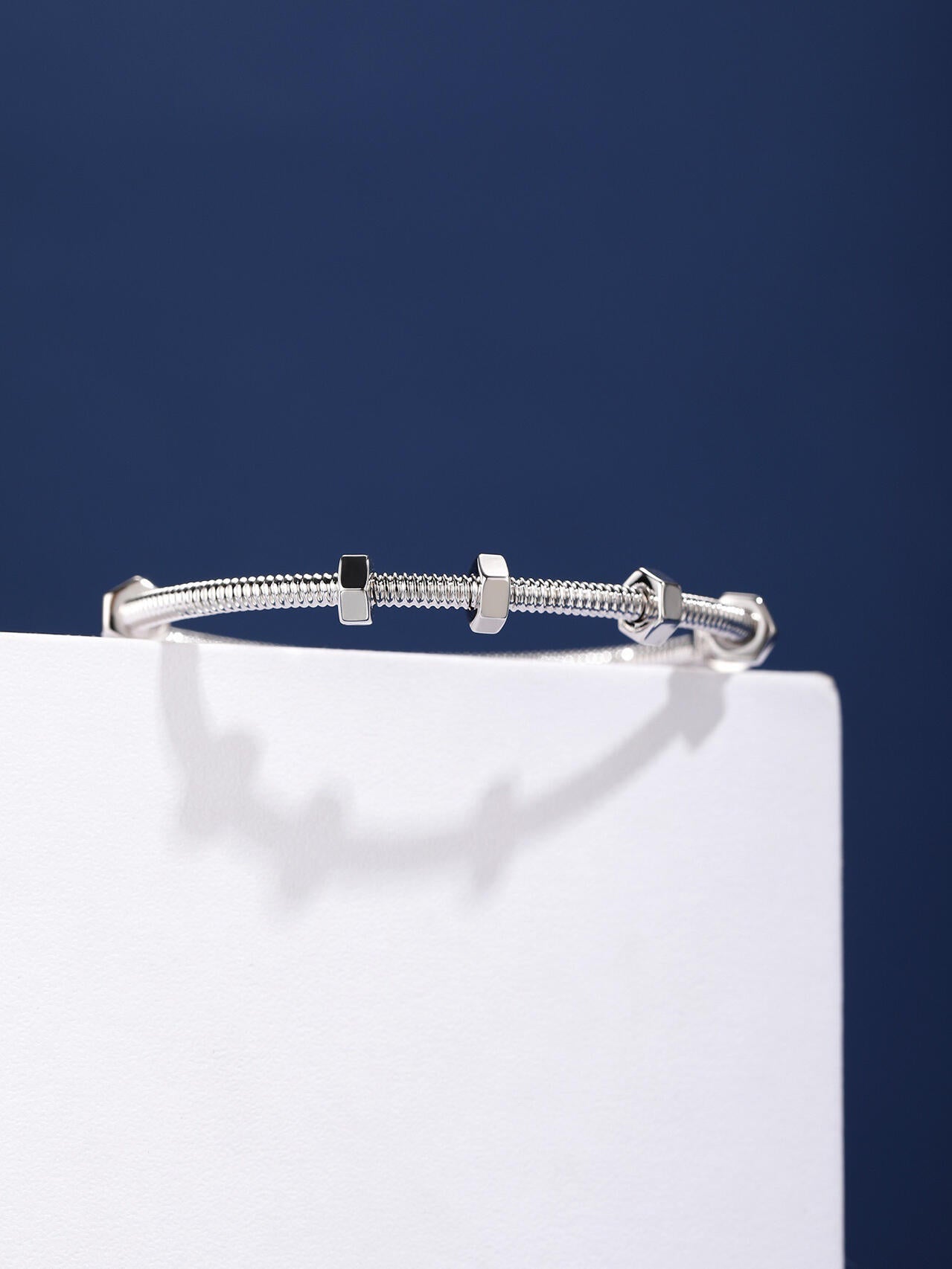 [Mystic]CT THREADED BRACELET