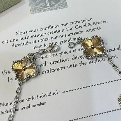 [Mystic] CLOVER 5 MOTIF LASER BRACELET COLLECTION