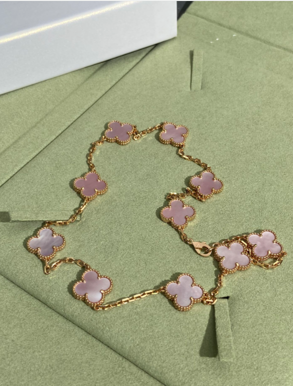 [Mystic]CLOVER 10 MOTIFS PINK CLAM NECKLACE